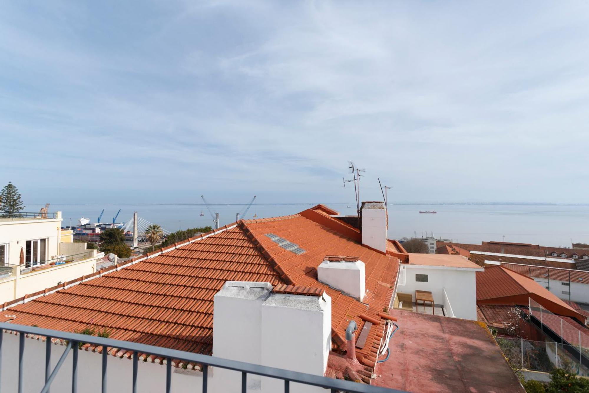 Barbadinhos Apartments In Lisbon Historic Neighborhood מראה חיצוני תמונה