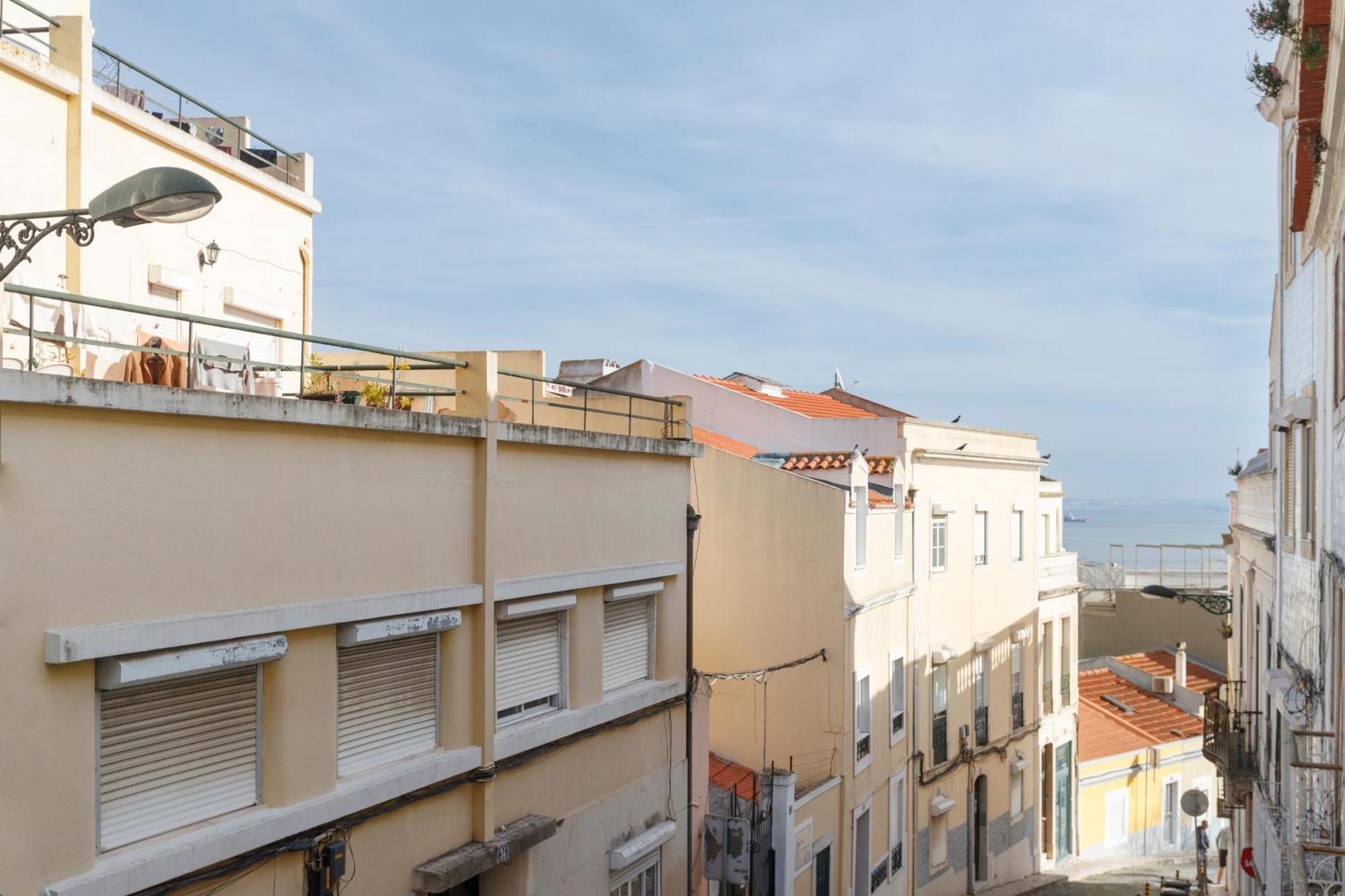 Barbadinhos Apartments In Lisbon Historic Neighborhood מראה חיצוני תמונה